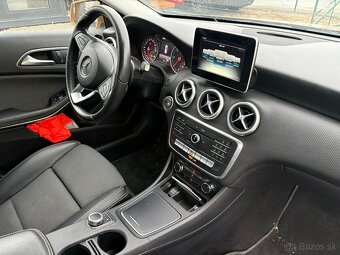 Mercedes Trieda A - 7