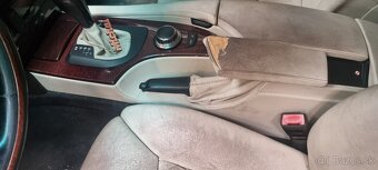 BMW E61 Komfortné sedadlá POŠKODENÉ (individual biela koža) - 7