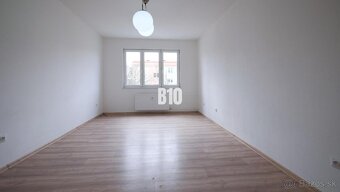2 izbový byt v CENTRE- kompletná rekonštrukcia - 7