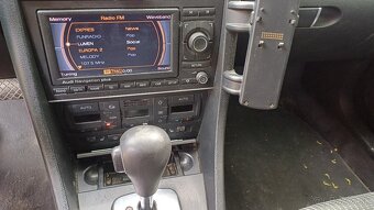 Predam Audi a4 b7 2,0tdi 103kw - 7