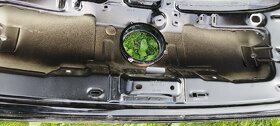 Predám na VW Polo 6R6 kufrové dvere. - 7