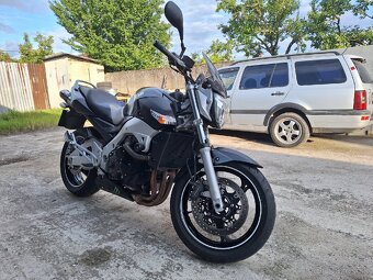 Suzuki GSR 600 - 7