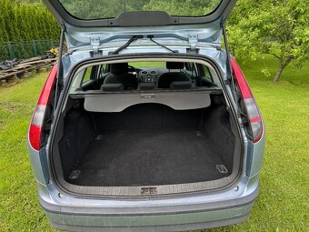 Ford Focus kombi 1,6 benzin - 7