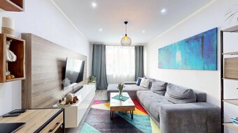 Moderný 3-izbový byt s balkónom a veľkou pivnicou v centre N - 7