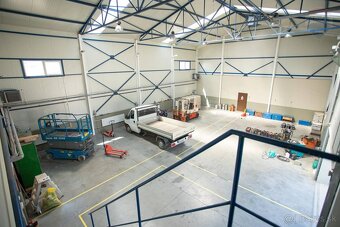 Na predaj moderná hala s administratívnym a sociálnym zázemí - 7