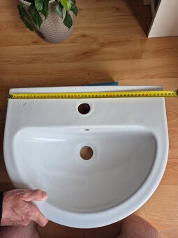 Kúpeľňové/WC umývadlo JIKA - 45cm - 7