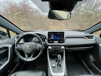 Predám TOYOTA RAV4 4x4 vo výbave SELECTION - 7