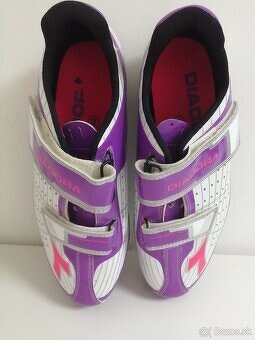 DIADORA - 7