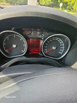 Ford galaxy - 7