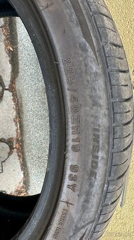 Predam Pnematiky 225/45R19 ako nove 2 kusi a jednu 245/35R19 - 7