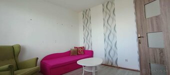 REZERVOVANÉ Moderný 3+1 Byt s balkónom v Lučenci - 7