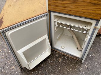 Volkswagen t2a originál westfalia interiér - 7