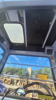 Na predaj Hitachi EX30UR-2 kompaktný pásový minibager na gum - 7