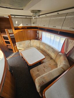 Karavan Hobby 560 KMFE - markiza, mover, predstan - 7