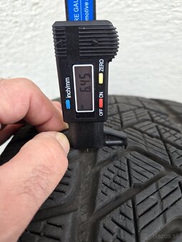Kvalitné Zimné Pirelli Scorpion 255/50 R19 hĺbka dezénu 6.5 - 7