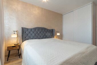 PRENÁJOM - MODERNE ZARIADENÝ 3 IZB BYT s LOGGIOU, ČORDÁKOVA, - 7