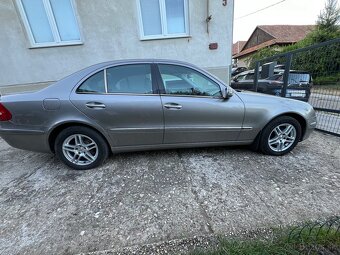 Predám Mercedes Benz E320 4MATIC - 7