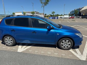Hyundai i30 CW 1.6 CRDi – 2008 – 2 300 € - 7