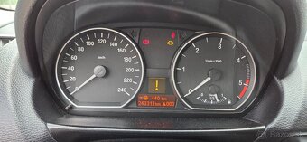 Predám nepojazdne BMW 118 d - 7