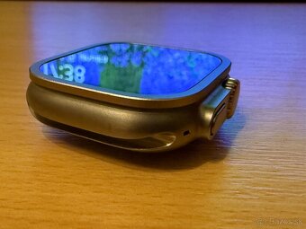 Apple Watch Ultra (GPS + Cellular) - 7