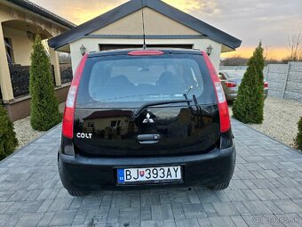 Mitsubushi Colt - 7