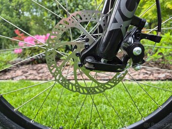 Predám detský horský bicykel 24" Rockrider ST900 - 7