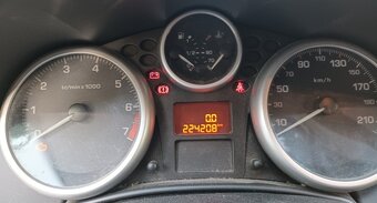 Predám PEUGEOT 207SW - 7