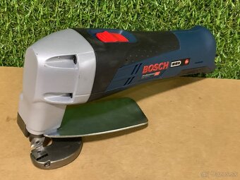 BOSCH GSC 12V-13 PROFESSIONAL Akumulátorové nožnice na plech - 7