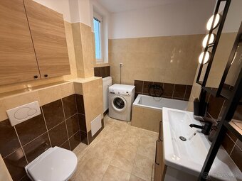 BYT 3+KK, 89m², Žilina-ul.J.Milca,Balkón,Parkovanie vo dvore - 7