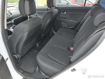 Kia Sportage 2.0 CRDi 4WD Gold - 7