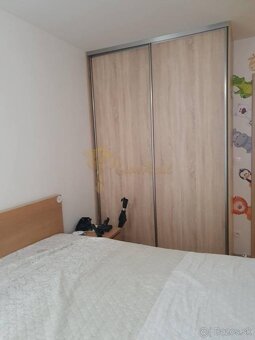 2-izb. byt,Pri Hrubej lúke,Dúbravka, parkovacie státie, pivn - 7