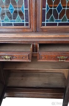 Starožitný nabytok - 7