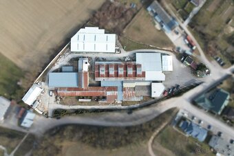 Ponúkame na prenájom výrobnú halu o rozlohe 941 m2, nachádza - 7