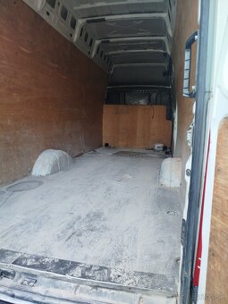 Iveco daily 2.3 - 7