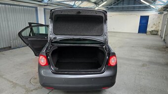 Volkswagen Jetta 1.6 mpi 75kw - 7