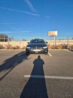 Predám BMW rad 3 Touring 320d A/T - 7