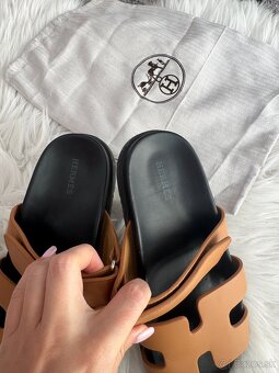Hermes šľapky chypre - 7