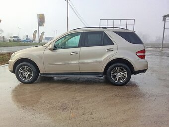 Mercedes-benz ML - 7