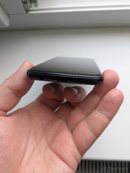 Samsung Galaxy A20e v top stave - 7