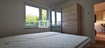 NA PRENÁJOM nový, zariadený 2 izb. byt s terasou + parkovani - 7