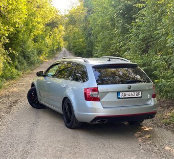 Škoda octavia 2.0 TDi RS - 7