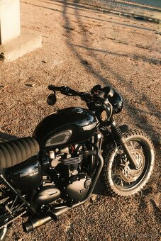 Triumph Bonneville T120 Black - 7
