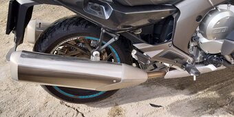 BMW K 1600 GT 118kw 7/2013 len 52345km VYMENÍM PONUKNITE slo - 7