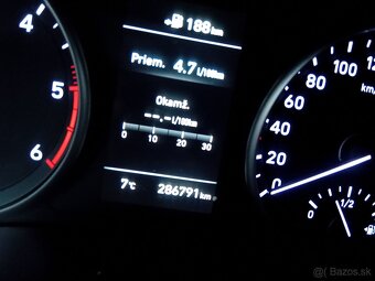 Hyundai i30 1.6 crdi rv2018 - 7