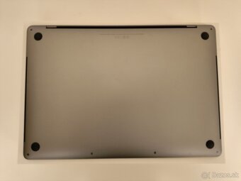 MacBook Pro 15" 2016 | i7 • 16GB • 512GB SSD - 7