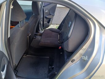 Predám Honda Civic 1.4i-VTEC 9.gen. - 7