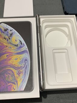 Predám iphone XS MAX 64GB Biely poškodené zadné sklo - 7