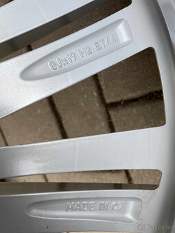 CONOPUS2 Nový model orig.skoda Superb3V 5x112 8j x19 ET - 7