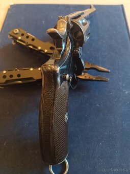 Hystorick revolver Nagant cal.7,5 - 7