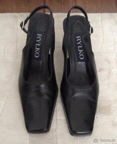 Tenisky, Lodičky, Nízke čižmy - 7